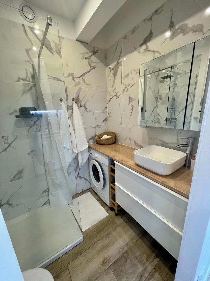Superbe Studio Avec Terrasse Proximite Plage Saint-Mandrier-sur-Mer Kültér fotó